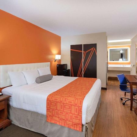Howard Johnson By Wyndham Savannah Ga Georgetown Exterior foto