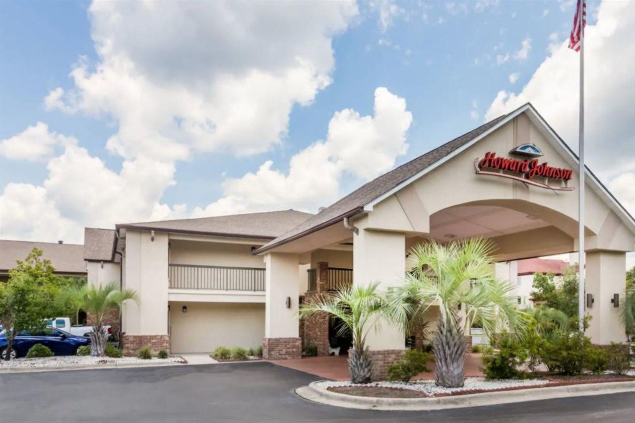 Howard Johnson By Wyndham Savannah Ga Georgetown Exterior foto