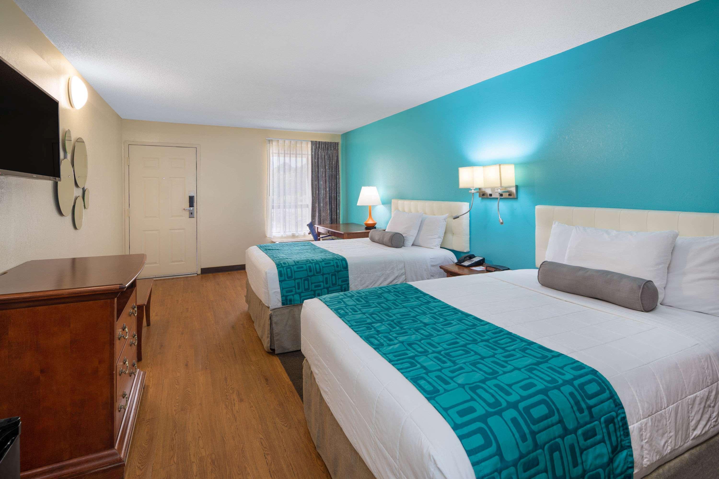 Howard Johnson By Wyndham Savannah Ga Georgetown Exterior foto